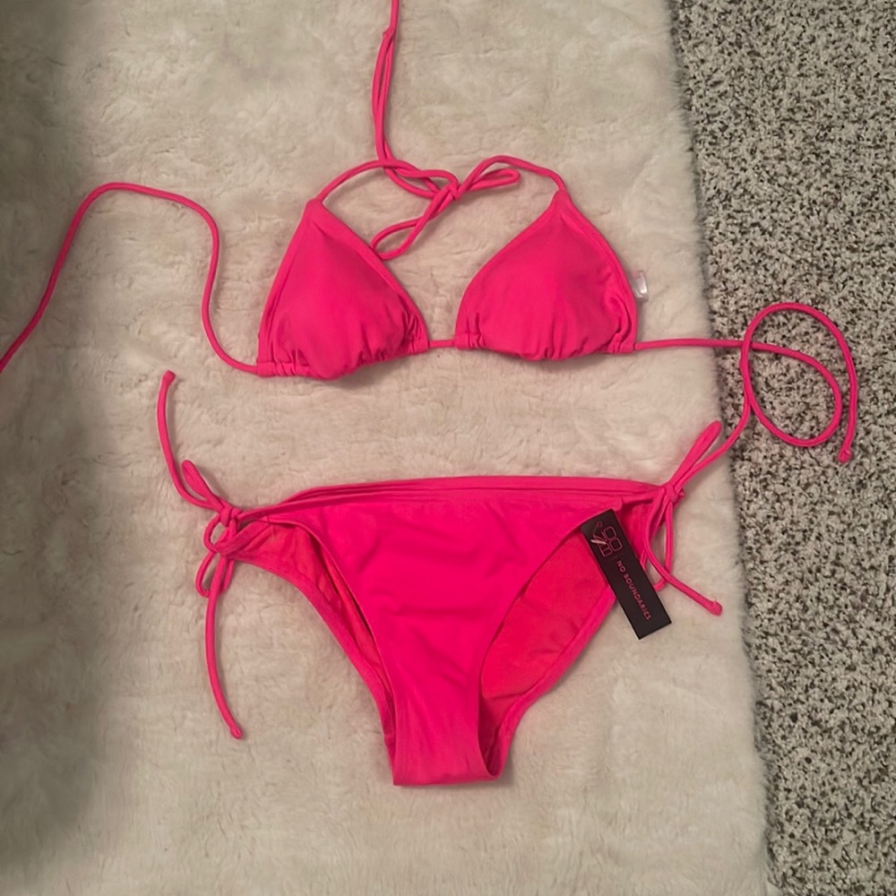 New hot pink bikini set